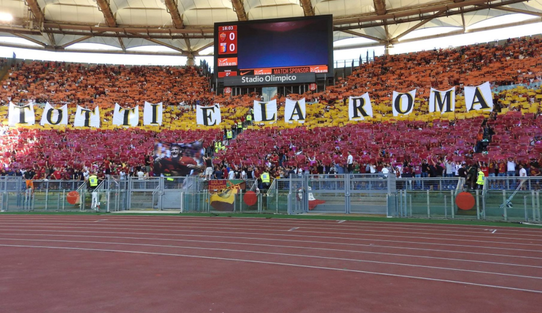 Curva Sud Roma per Francesco Totti